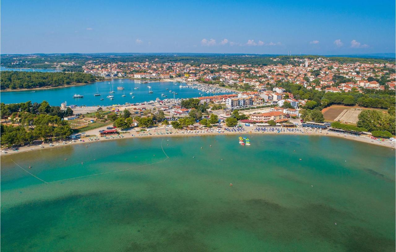 Lovely Apartment In Medulin With Kitchen Εξωτερικό φωτογραφία