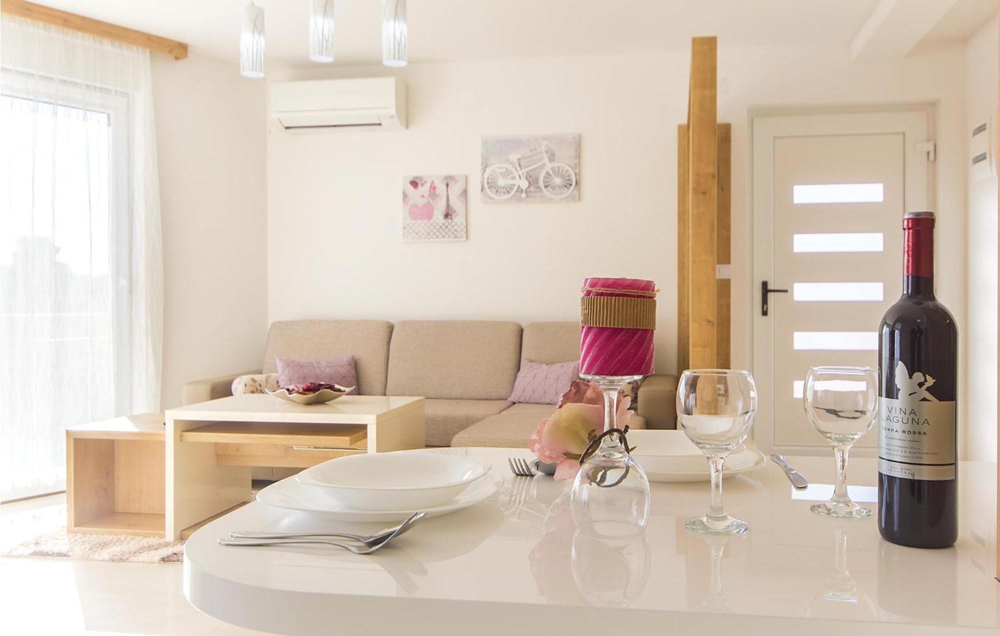 Lovely Apartment In Medulin With Kitchen Εξωτερικό φωτογραφία